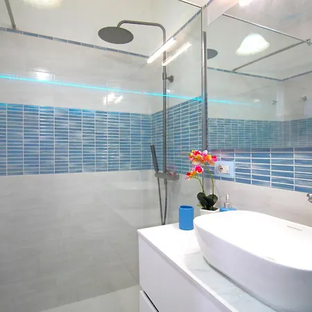 Pintor 12 شقة كالياري